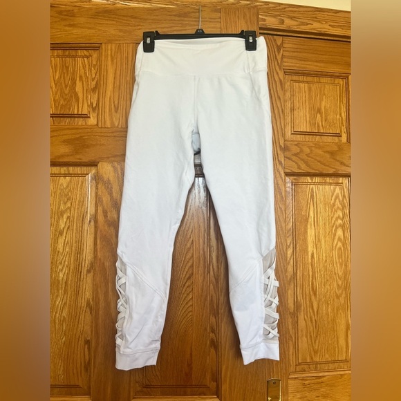 Fabletics - Athletic Leggings - Picture 1 of 4